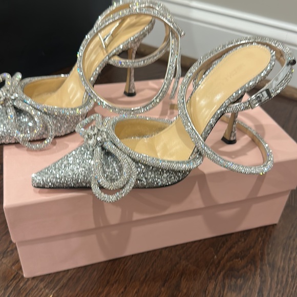 Glitter Double Crystal Bow Pointed Toe Pump - Picture 4 of 7